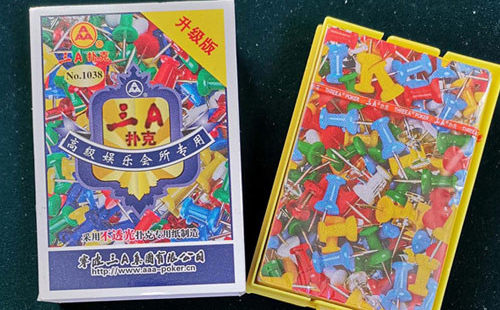 且末扑克批发采购指南与产品质量识别要点解析